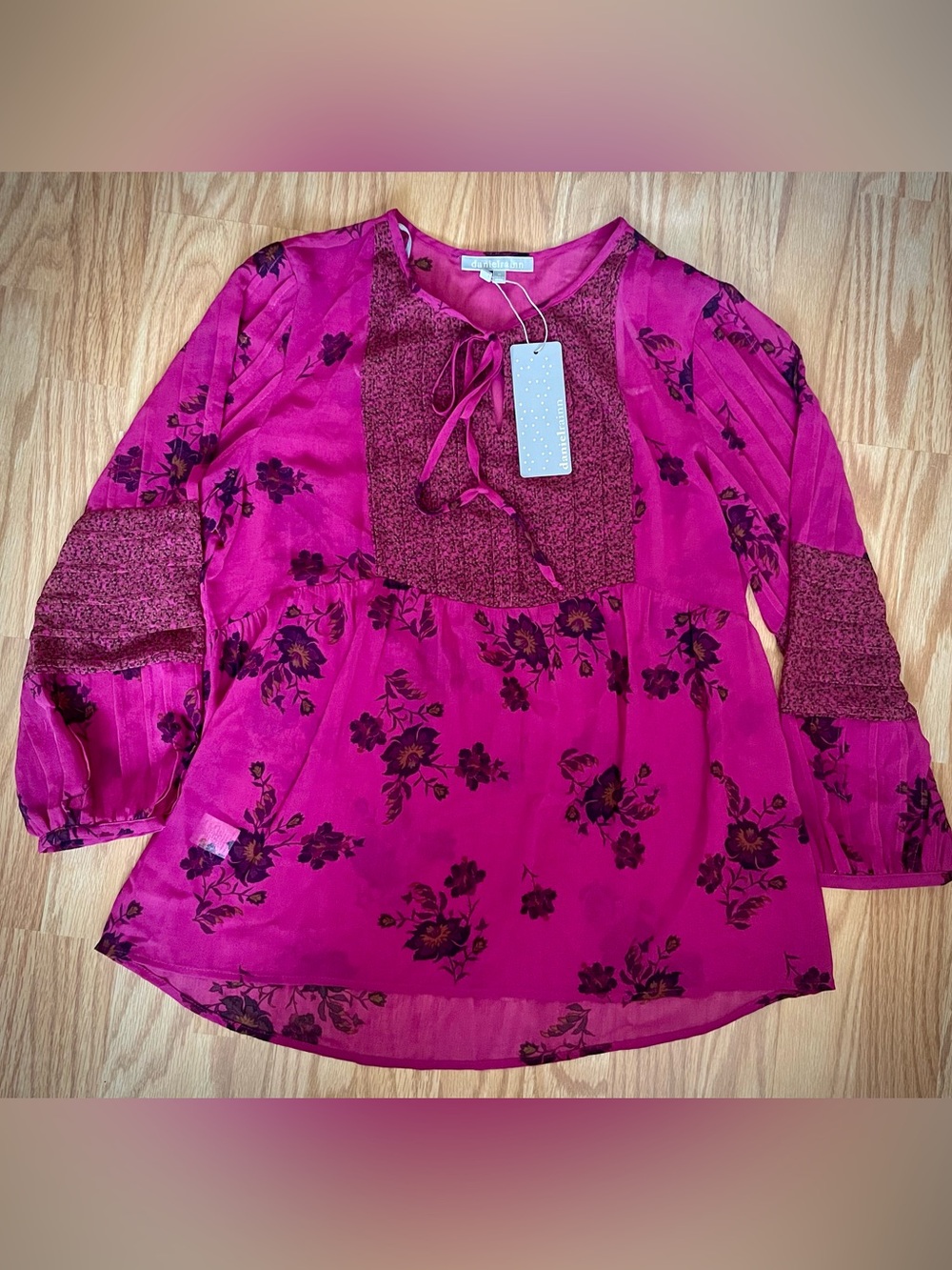 NWT - Daniel Rainn Sheer Magenta Boho Floral Tie-Neck Blouse -Medium